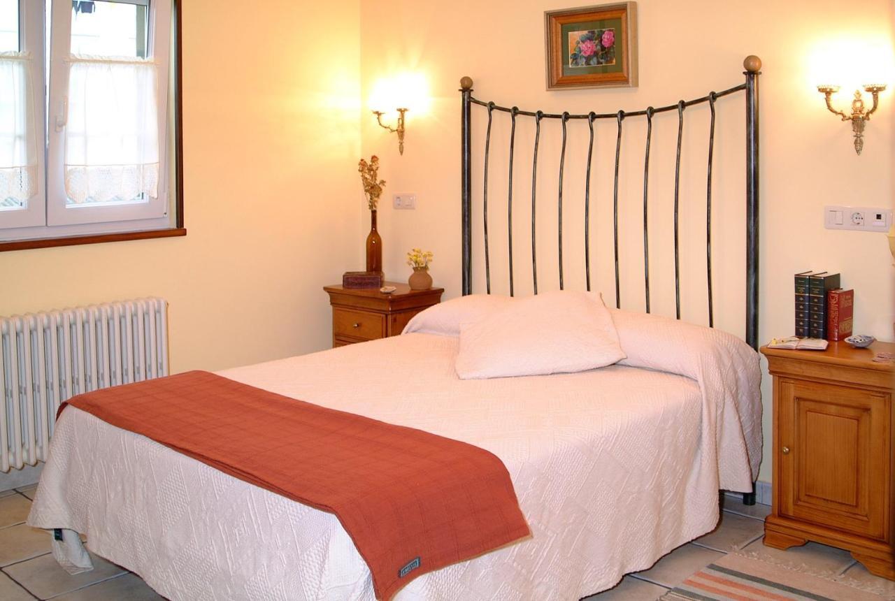 Apartamentos Casa Germana Tapia De Casariego Eksteriør billede